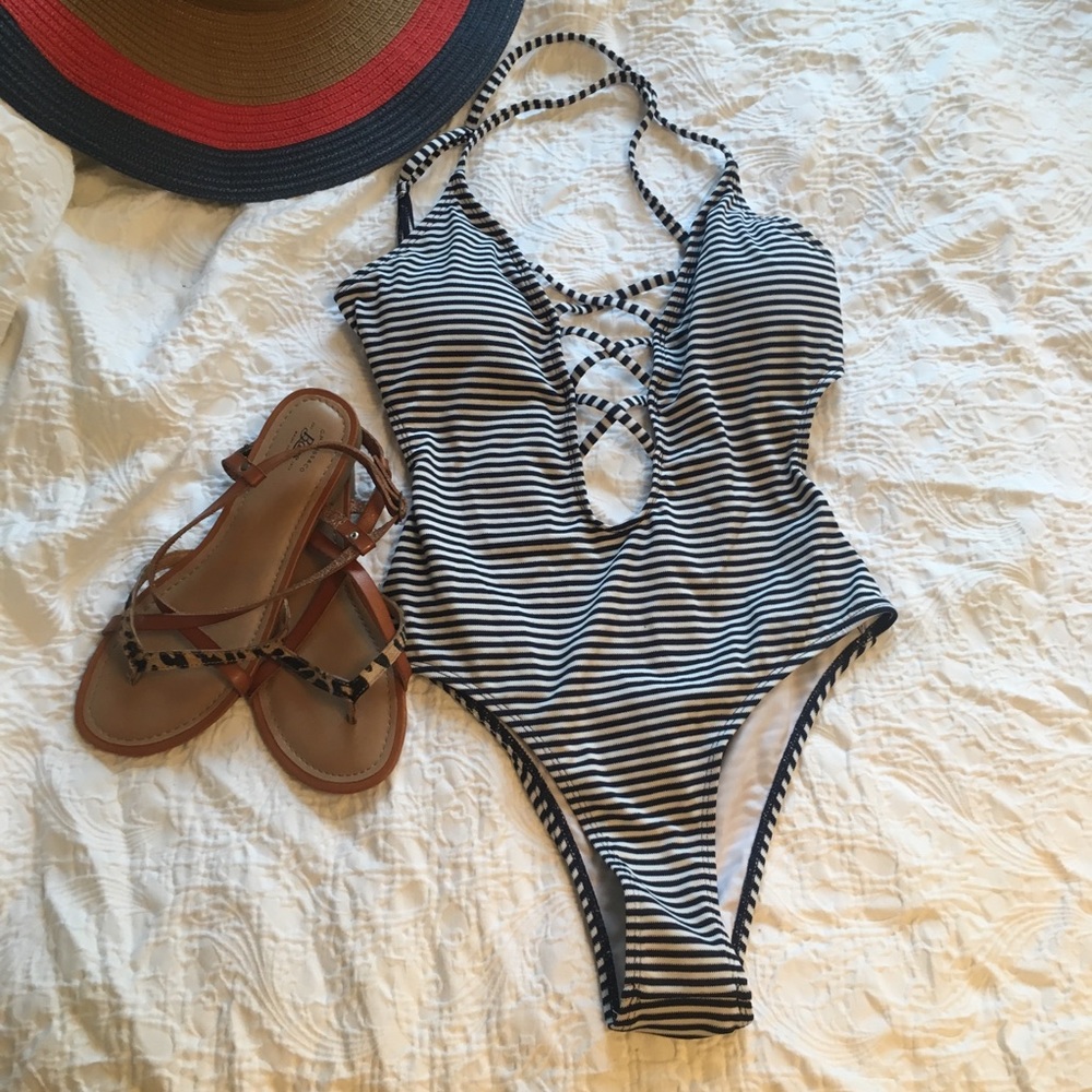 Cupshe One-piece